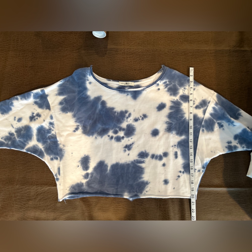 Natural Life Tie Dye Blue and White  Sweatshirt - NWOT - Size Small - Picture 6 of 7